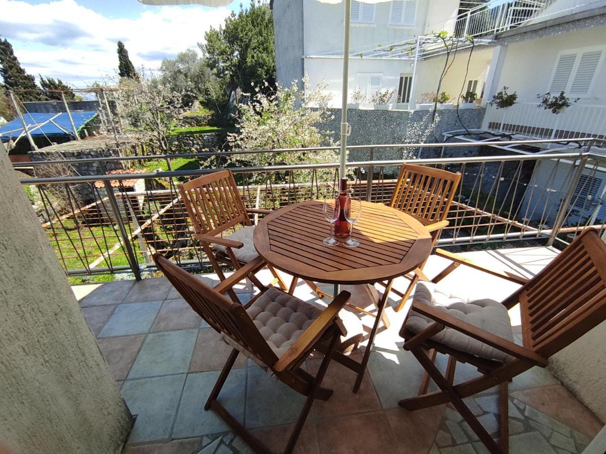 Apartmani Mlaja Trpanj Esterno foto