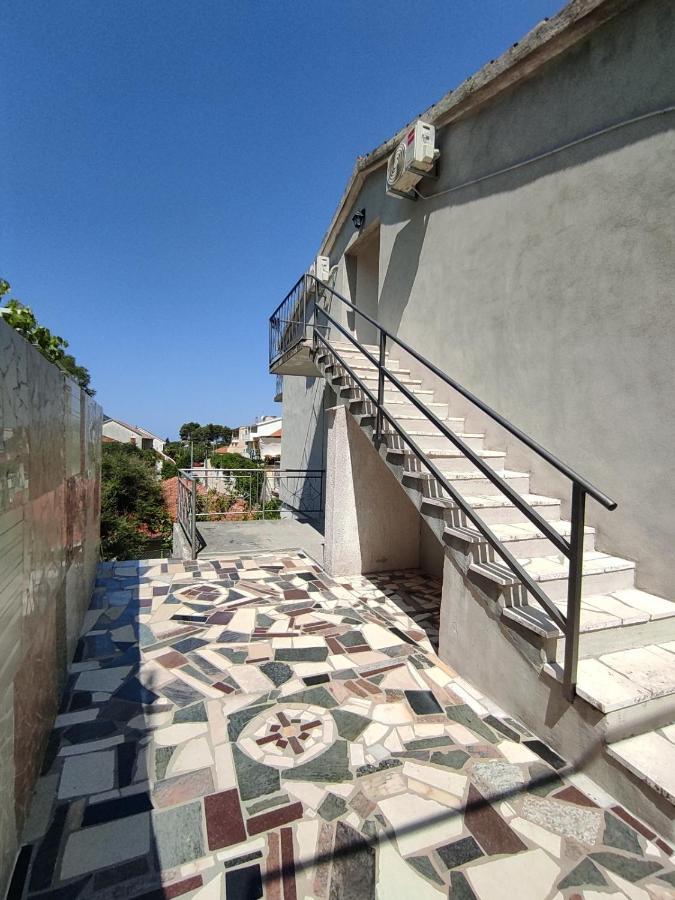 Apartmani Mlaja Trpanj Esterno foto